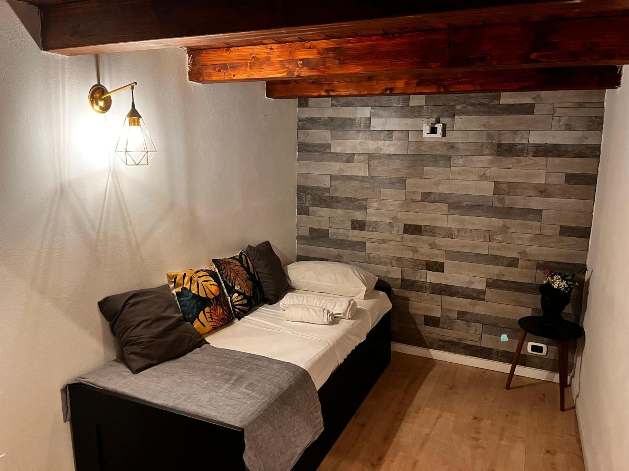 Casa Vacanze Loft Del Borgo Palermo Esterno foto